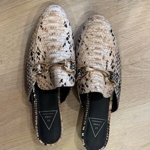 Elegant Snakeskin Loafers